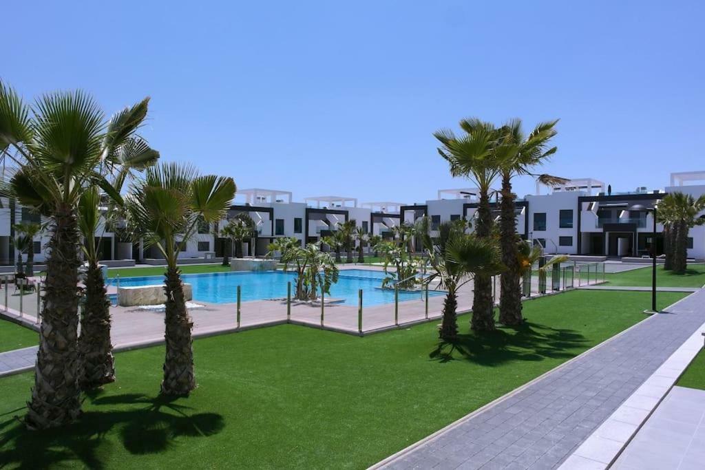 Appartement Oasis Beach IX Puntaprima à Torrevieja Extérieur photo